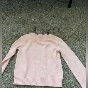 Light pink sweater from H&M! 💗
